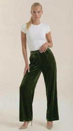 Pantaloni da donna in velluto a gamba larga con pieghe in vita