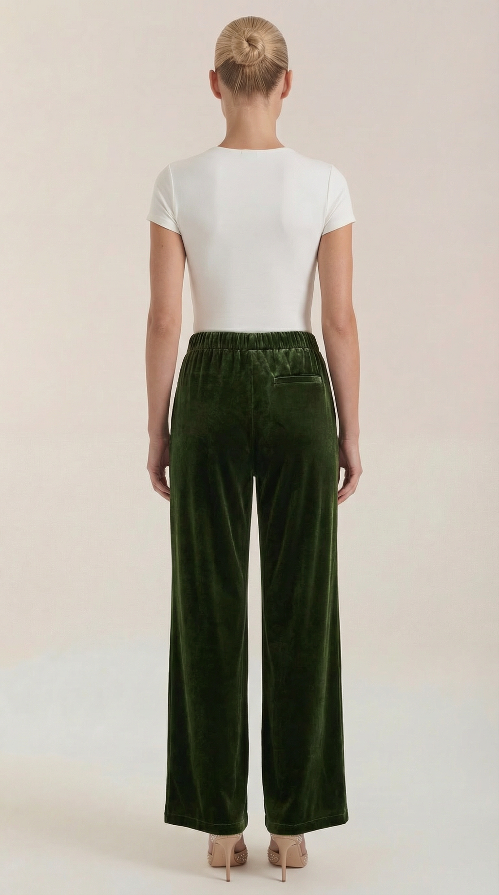 Pantaloni da donna in velluto a gamba larga con pieghe in vita