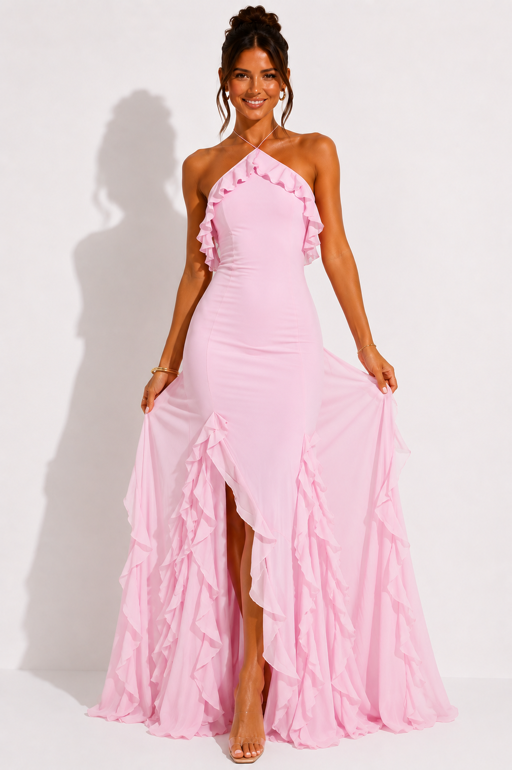 Abito lungo rosa da donna con scollo all'americana e volant